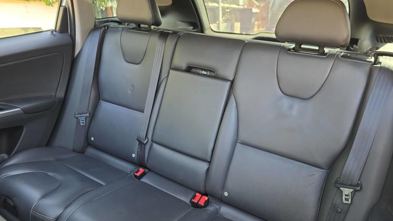 Volvo Xc60 2.0 D4 190 Bva8 Inscription - Première main Toit ouvrant