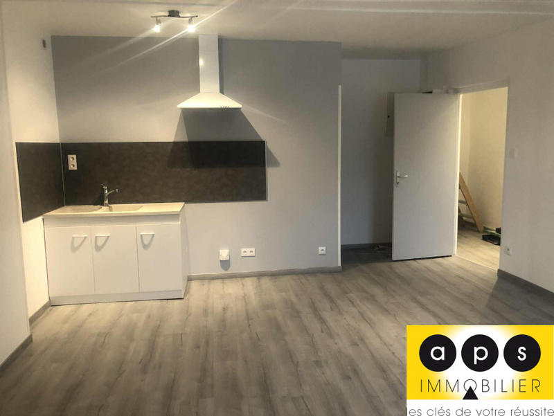 Immeuble - 90 m² - 4 pièces