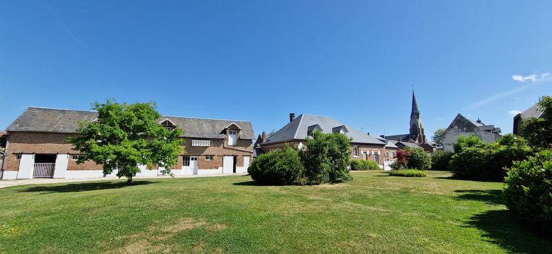 Maison - 200 m² - 6 pièces