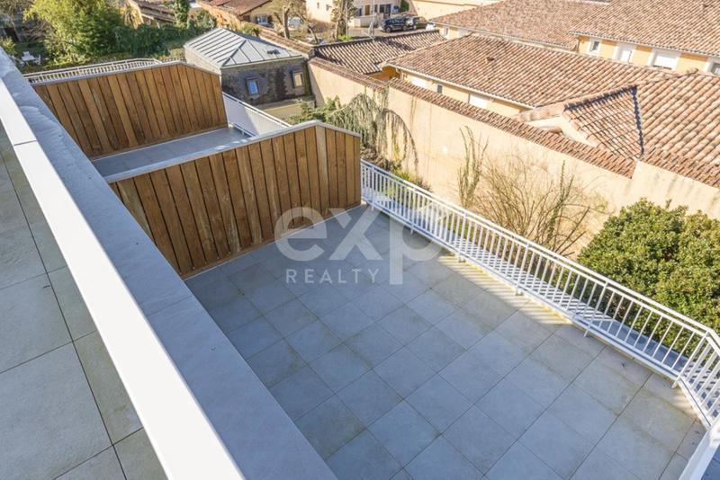 Appartement - 105 m² - 4 pièces