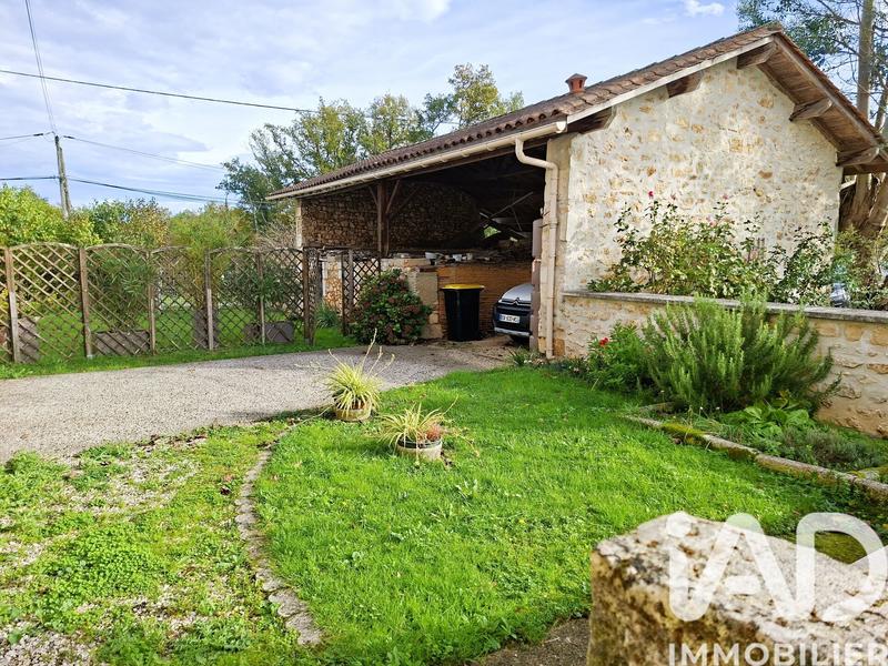 Maison - 212 m² - 8 pièces