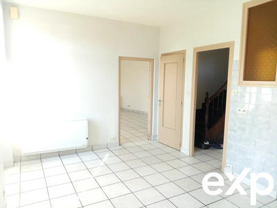 Maison - 93 m² - 4 pièces