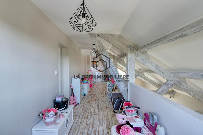 Maison - 160 m² - 6 pièces