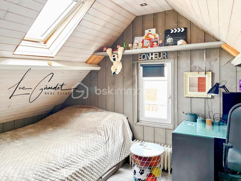 Maison traditionnelle - 170 m² - 6 pièces