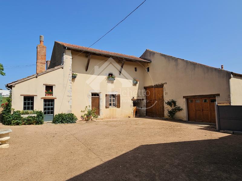 Propriété - 298 m² - 8 pièces