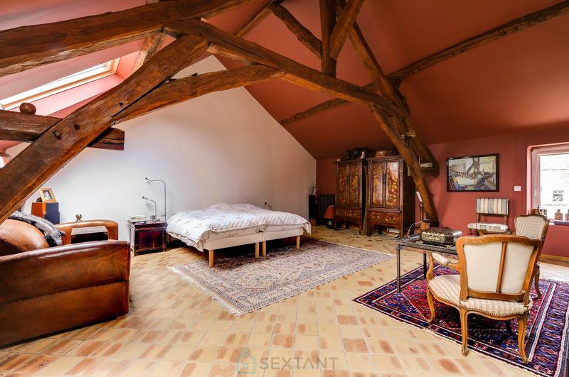 Maison - 413 m² - 10 pièces