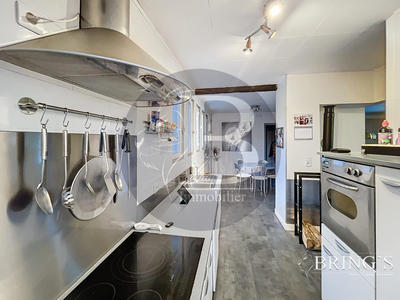 Maison - 188 m² - 8 pièces