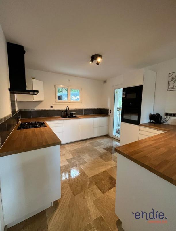 Maison - 140 m² - 4 pièces