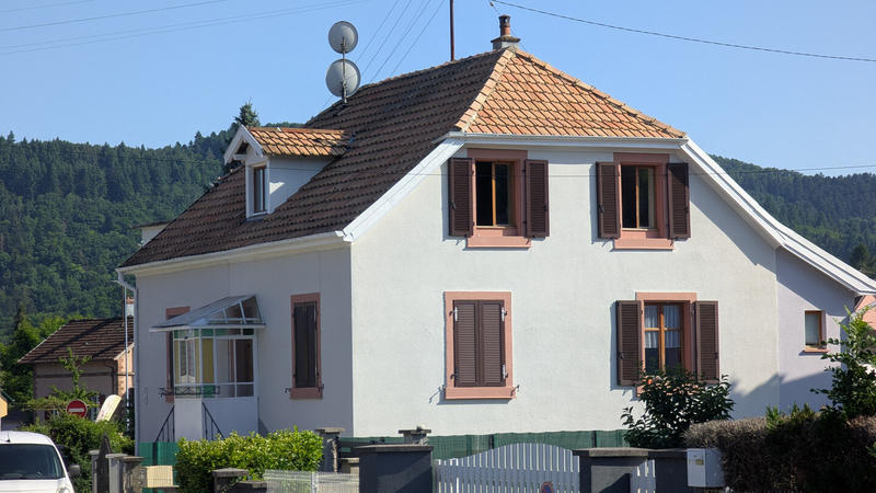 Maison - 130 m² - 8 pièces