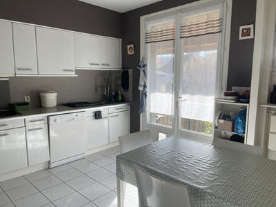 Maison - 152 m² - 7 pièces