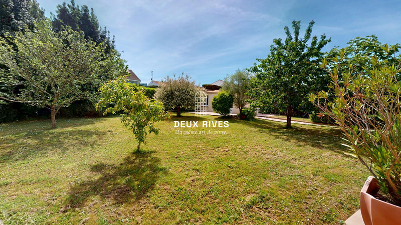 Maison - 266 m² - 10 pièces