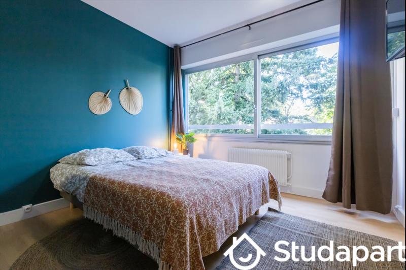 Chambre - 11 m² - 1 pièce