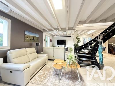 Maison - 140 m² - 5 pièces