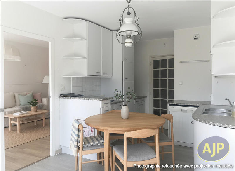 Appartement - 144 m² - 5 pièces