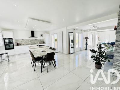 Maison - 134 m² - 5 pièces