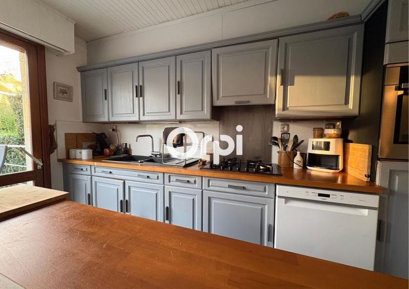 Maison - 104 m² - 4 pièces