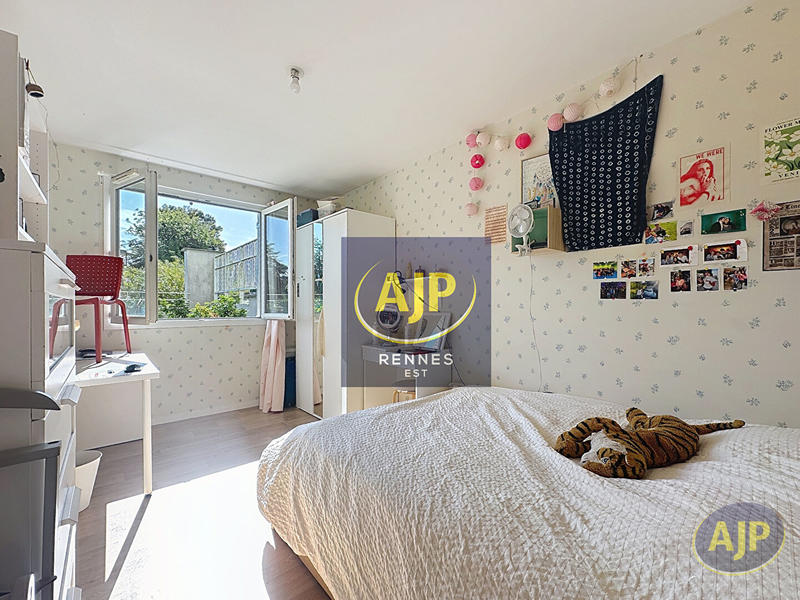 Appartement - 101 m² - 5 pièces