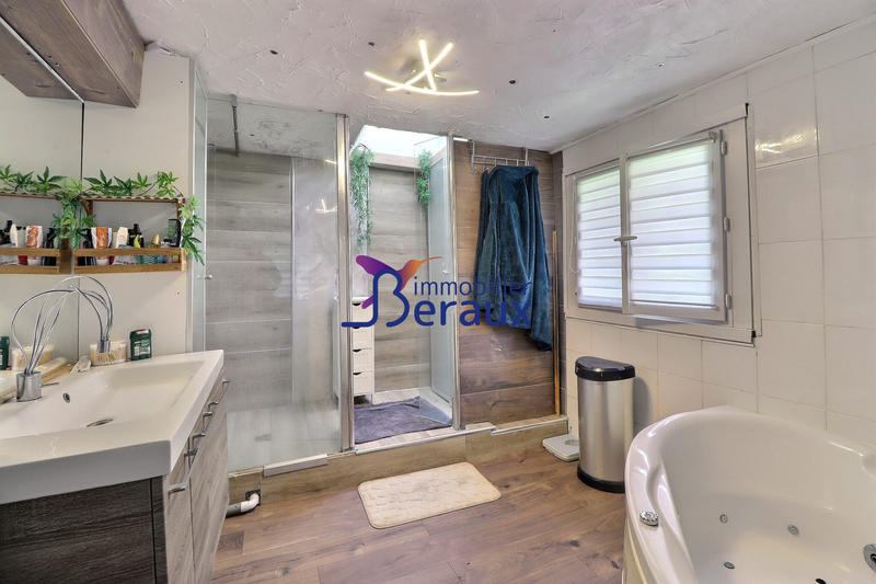 Maison - 126 m² - 6 pièces