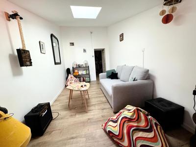 Maison - 96 m² - 6 pièces