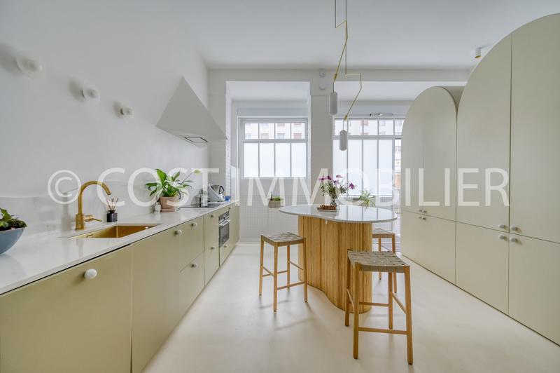 Appartement - 162 m² - 5 pièces