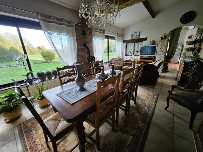 Maison - 350 m² - 10 pièces