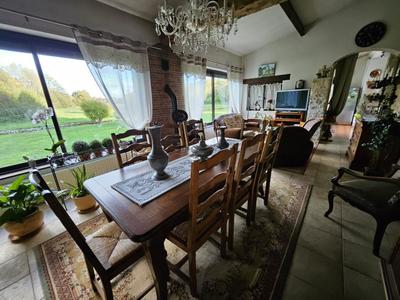 Maison - 350 m² - 10 pièces
