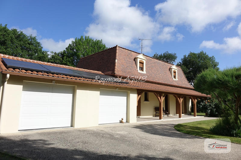 Maison - 153 m² - 7 pièces