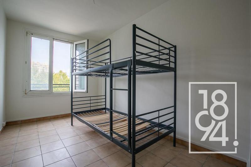 Appartement - 70 m² - 4 pièces