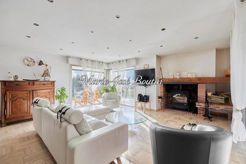 Maison d'architecte - 215 m² - 7 pièces