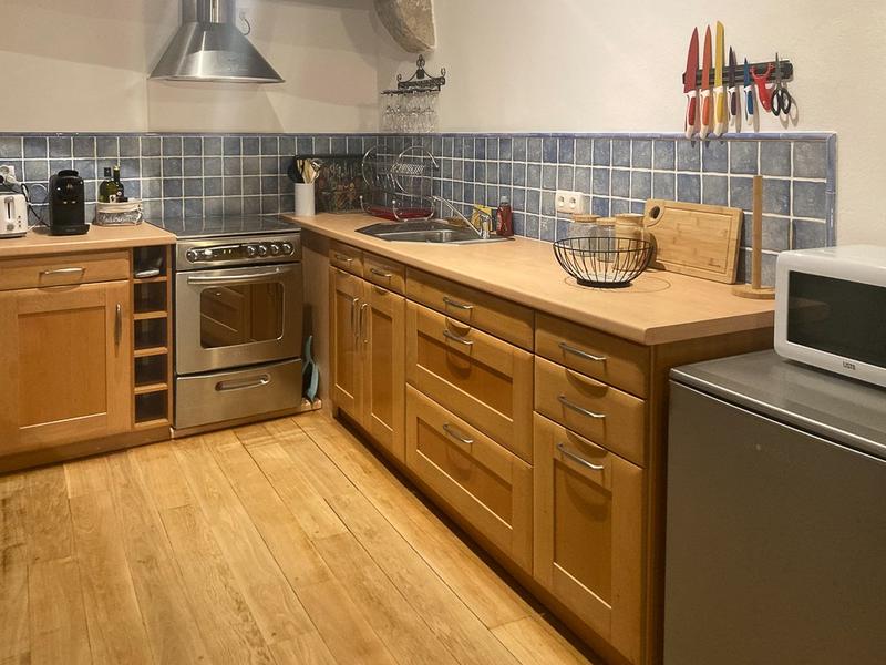 Mas - 896 m² - 25 pièces