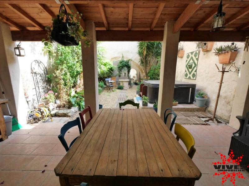 Maison - 200 m² - 7 pièces