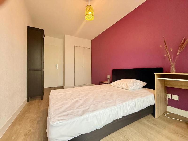 Appartement - 81 m² - 2 pièces