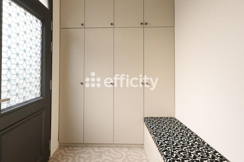 Maison - 141 m² - 5 pièces