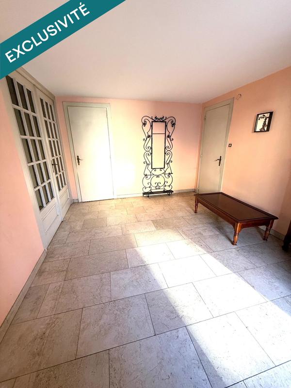 Maison - 240 m² - 8 pièces