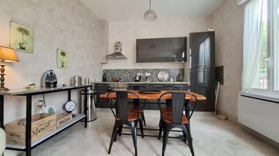 Immeuble - 123 m² - 6 pièces