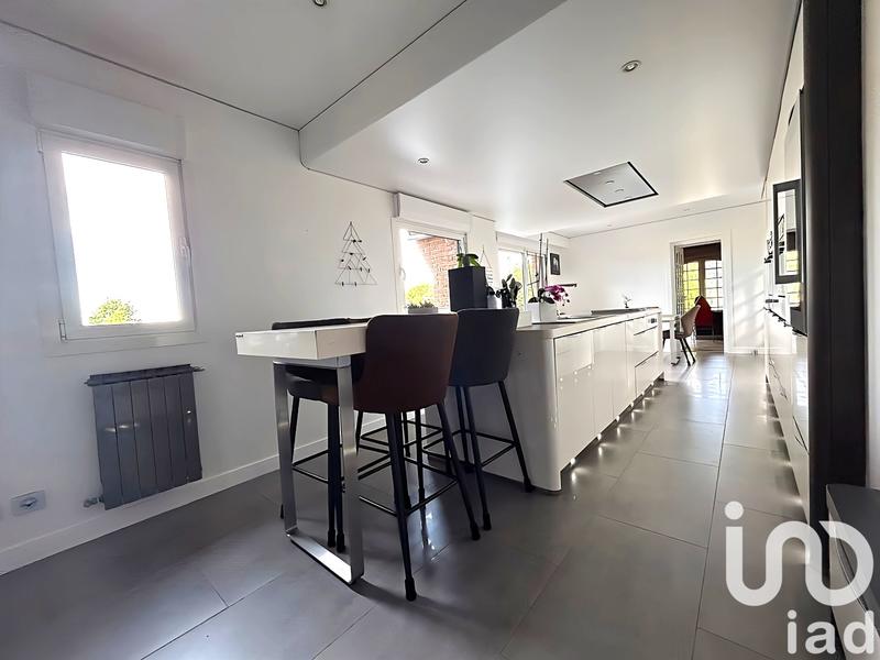 Maison - 199 m² - 9 pièces