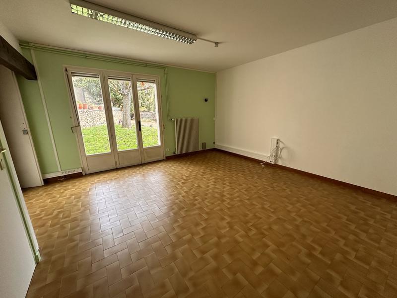 Local commercial - 99 m²