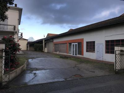 Villa - 334 m² - 12 pièces