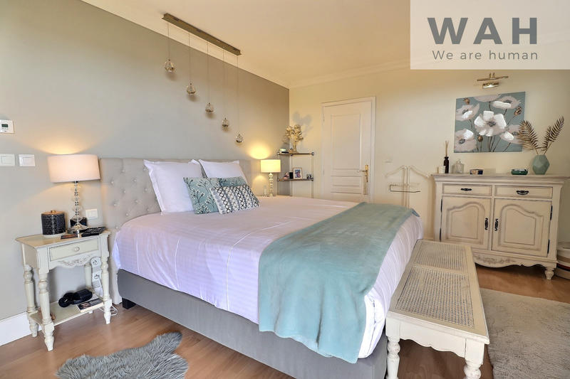 Villa - 226 m² - 7 pièces