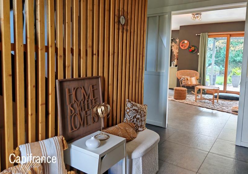 Maison - 230 m² - 8 pièces