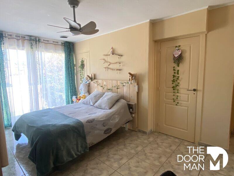 Villa - 163 m² - 6 pièces