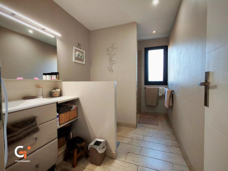 Maison - 145 m² - 6 pièces