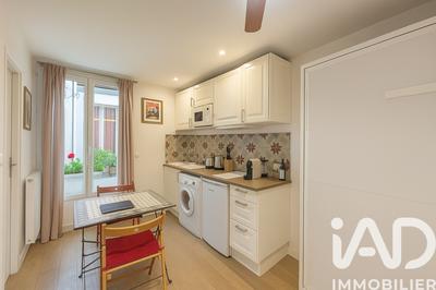 Studio - 15 m² - 1 pièce