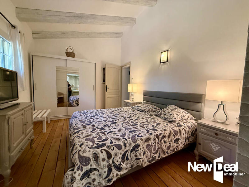 Maison - 245 m² - 7 pièces