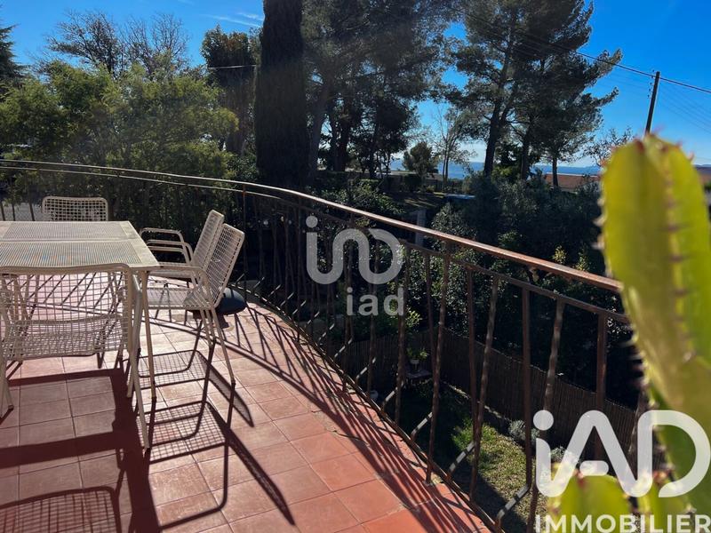 Maison - 167 m² - 6 pièces