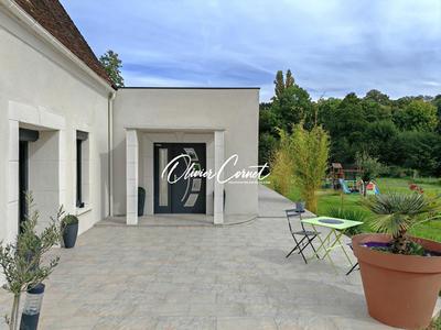 Maison - 137 m² - 5 pièces