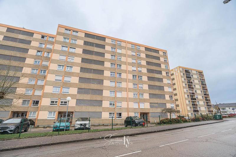 Appartement - 83 m² - 4 pièces