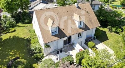 Maison - 152 m² - 6 pièces