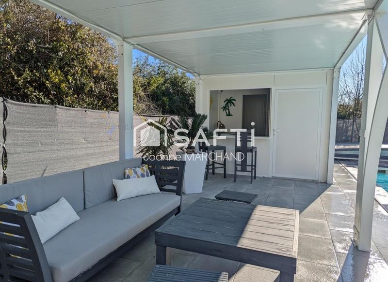 Villa - 264 m² - 9 pièces