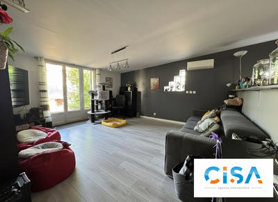 Maison - 166 m² - 8 pièces